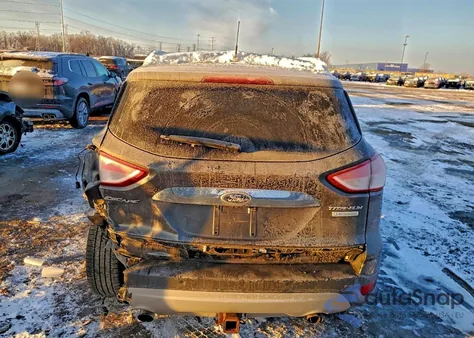 2015 Ford Escape Titanium z USA, uszkodzony, nr VIN 1FMCU0J97FUB14086